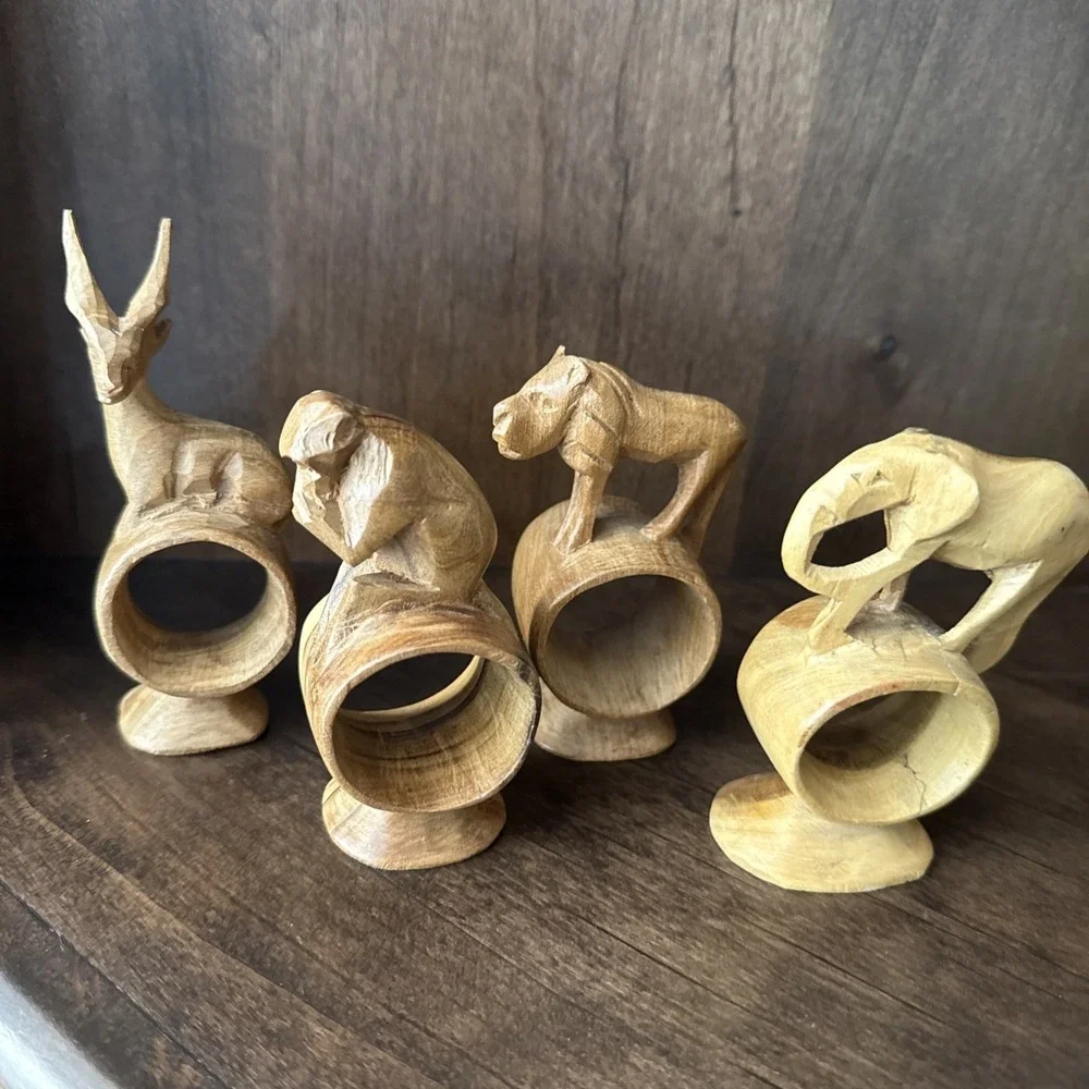 Lot 4 Hand Carved Wood African Safari Jungle Animals‎ Napkin Rings Footed